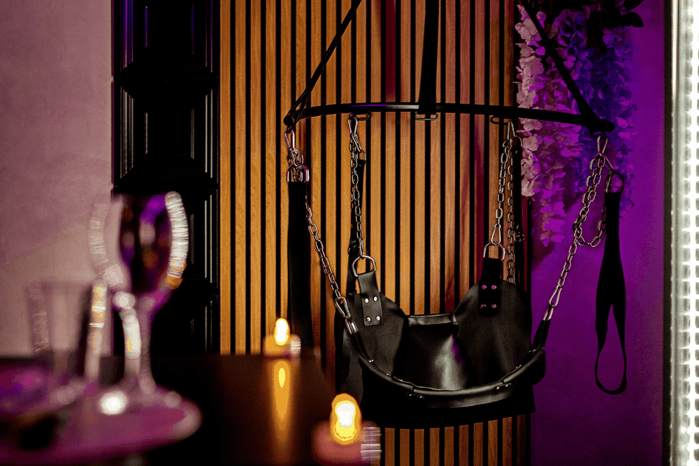 Love room Love room perpignan jacuzzi tantra balancoire à Perpignan — photo 55 de Love room perpignan jacuzzi tantra balancoire