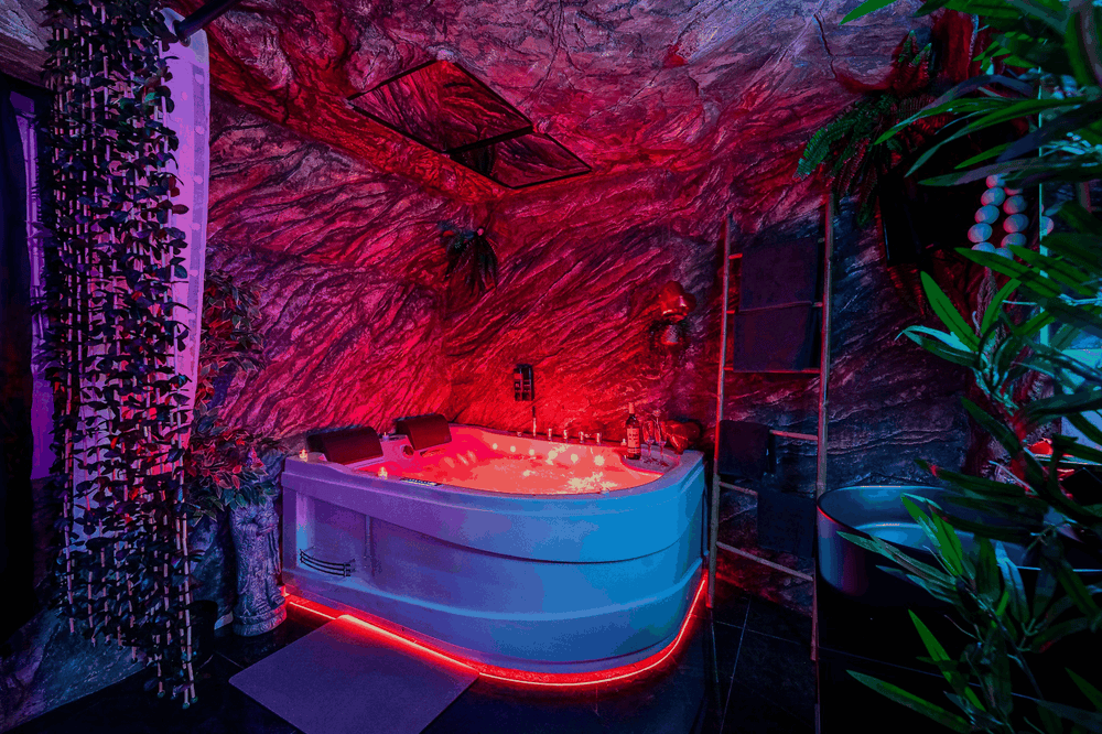 Love room Love room perpignan jacuzzi tantra balancoire à Perpignan — photo 88 de Love room perpignan jacuzzi tantra balancoire
