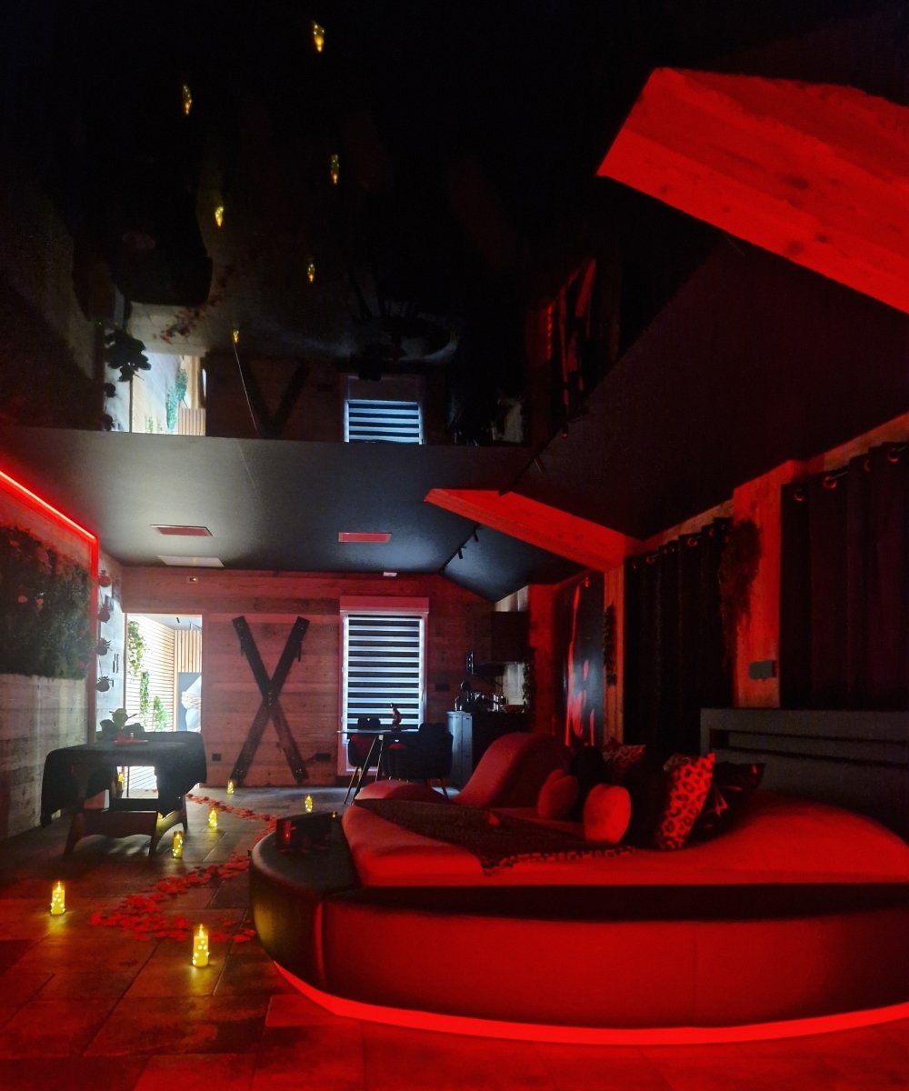 Love Room Tentation - Love’nSpa - weekend en amoureux, love rooms avec spa ou jacuzzi privatif17 de Love Room Tentation