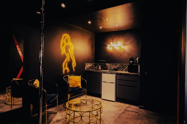 Love Room Villeurbanne - Love’nSpa - weekend en amoureux, love rooms avec spa ou jacuzzi privatif4 de Love Room Dr Rollet