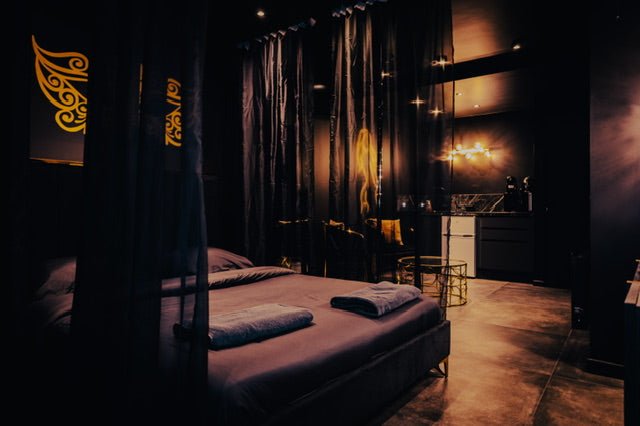 Love Room Villeurbanne - Love’nSpa - weekend en amoureux, love rooms avec spa ou jacuzzi privatif6 de Love Room Dr Rollet