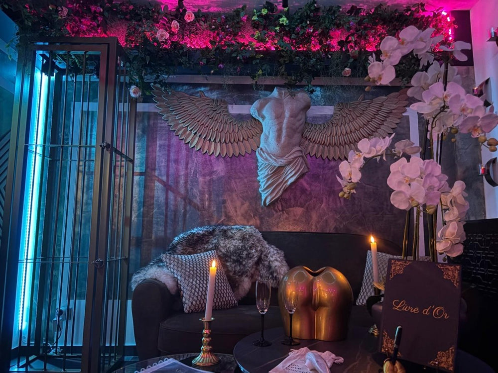 Love & Sex Room - Love’nSpa - weekend en amoureux, love rooms avec spa ou jacuzzi privatif21 de Love And Sex Room - La Boudoir