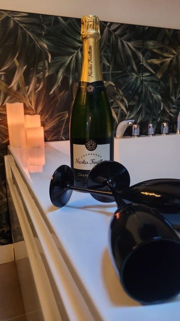Lovely Place and Spa - Love’nSpa - weekend en amoureux, love rooms avec spa ou jacuzzi privatif13 de Lovely Place and Spa