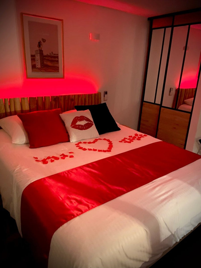 Loveocean85 - Love’nSpa - weekend en amoureux, love rooms avec spa ou jacuzzi privatif4 de Loveocean85