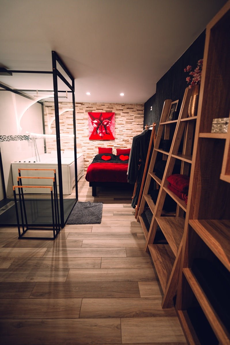 LoveRoom Liberty - Love’nSpa - weekend en amoureux, love rooms avec spa ou jacuzzi privatif10 de LoveRoom Liberty