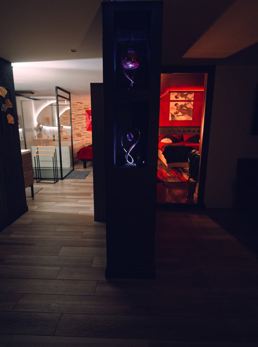 LoveRoom Liberty - Love’nSpa - weekend en amoureux, love rooms avec spa ou jacuzzi privatif17 de LoveRoom Liberty