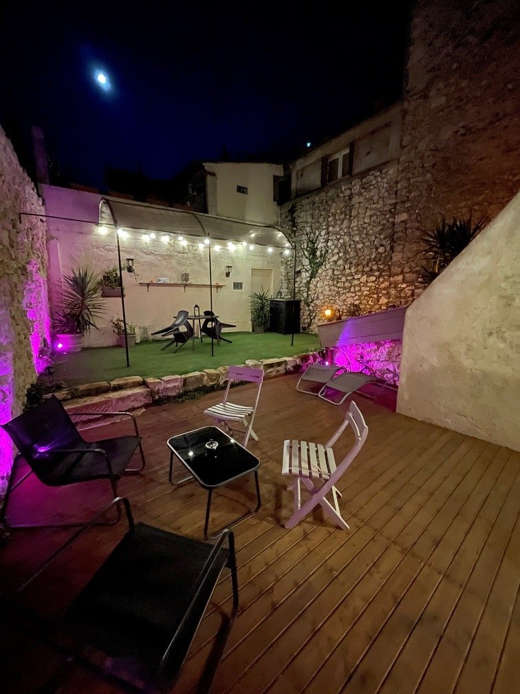 Loveroom Orgon - DREAMS LOVE - Love’nSpa - weekend en amoureux, love rooms avec spa ou jacuzzi privatif8 de Loveroom Orgon - DREAMS LOVE
