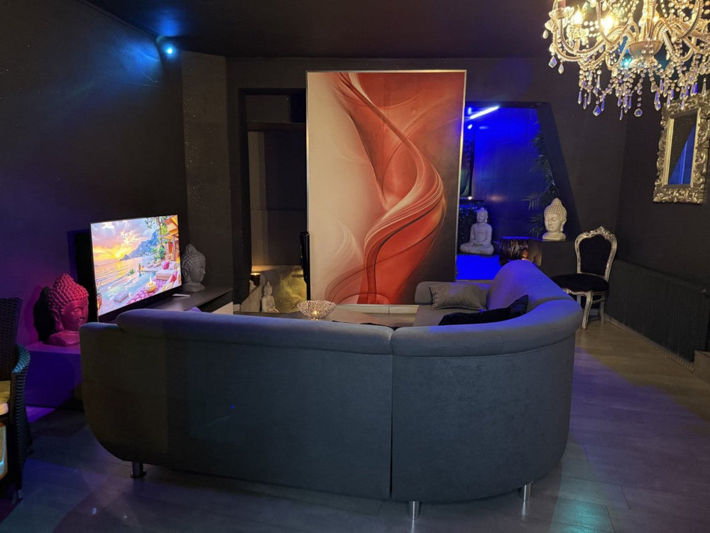 Loveroom Valenciennes - Suite Loveroom - Love’nSpa - weekend en amoureux, love rooms avec spa ou jacuzzi privatif15 de Loveroom Valenciennes