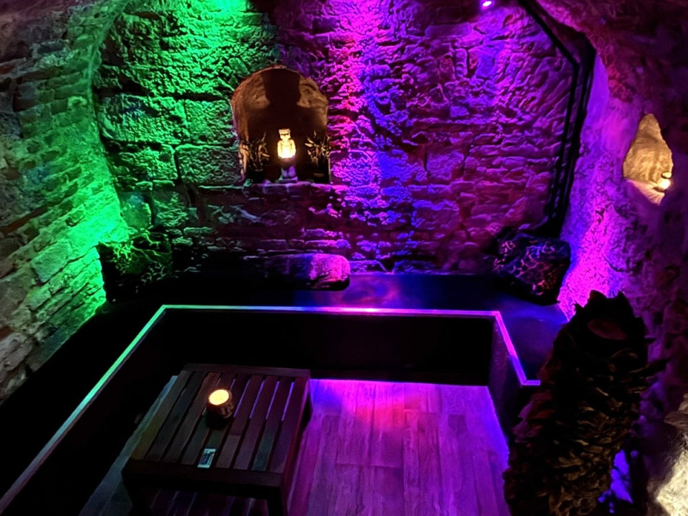 Loveroom Valenciennes - Suite Loveroom - Love’nSpa - weekend en amoureux, love rooms avec spa ou jacuzzi privatif8 de Loveroom Valenciennes
