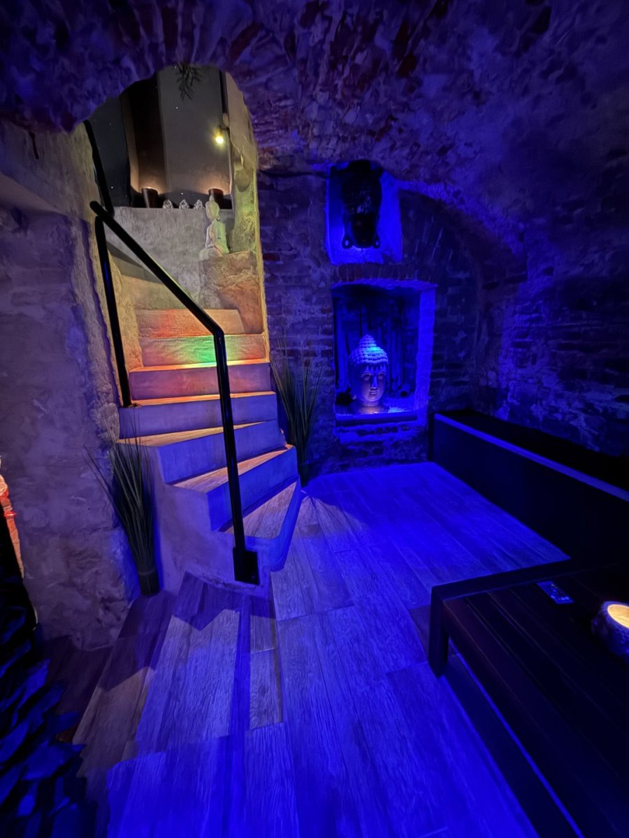 Loveroom Valenciennes - Suite Loveroom - Love’nSpa - weekend en amoureux, love rooms avec spa ou jacuzzi privatif2 de Loveroom Valenciennes