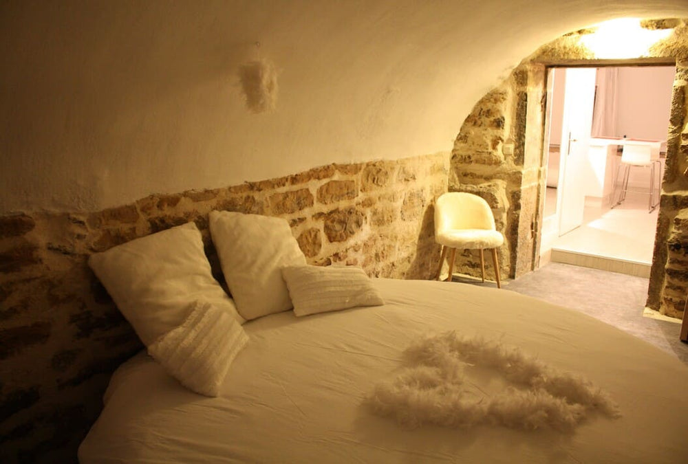 Ly'Ove - Love’nSpa - weekend en amoureux, love rooms avec spa ou jacuzzi privatif7 de Ly'Ove