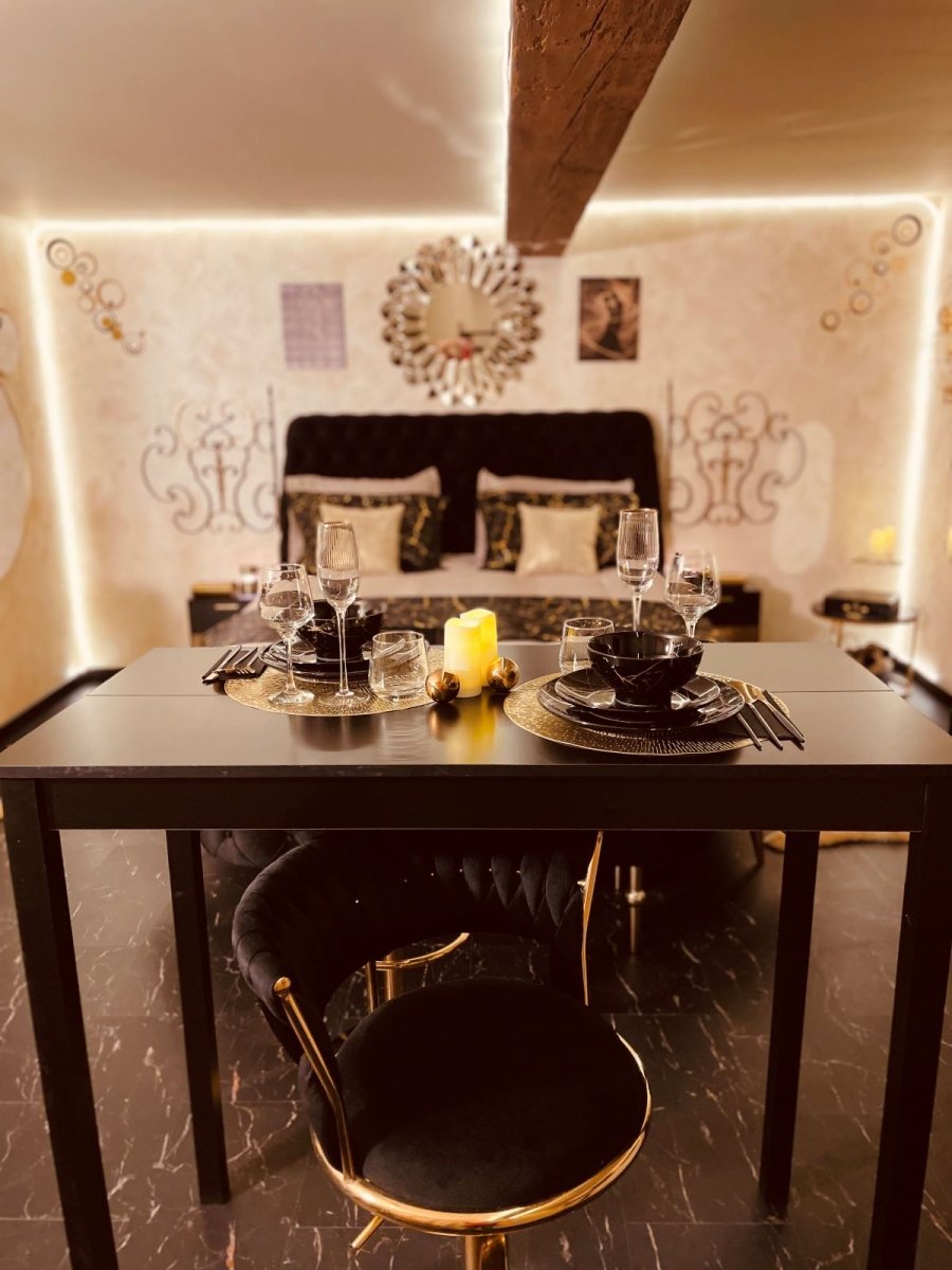 Maison de Monplaisir - Bulle d'Or - Love’nSpa - weekend en amoureux, love rooms avec spa ou jacuzzi privatif9 de Love Room & SPA- Bulle d'Or