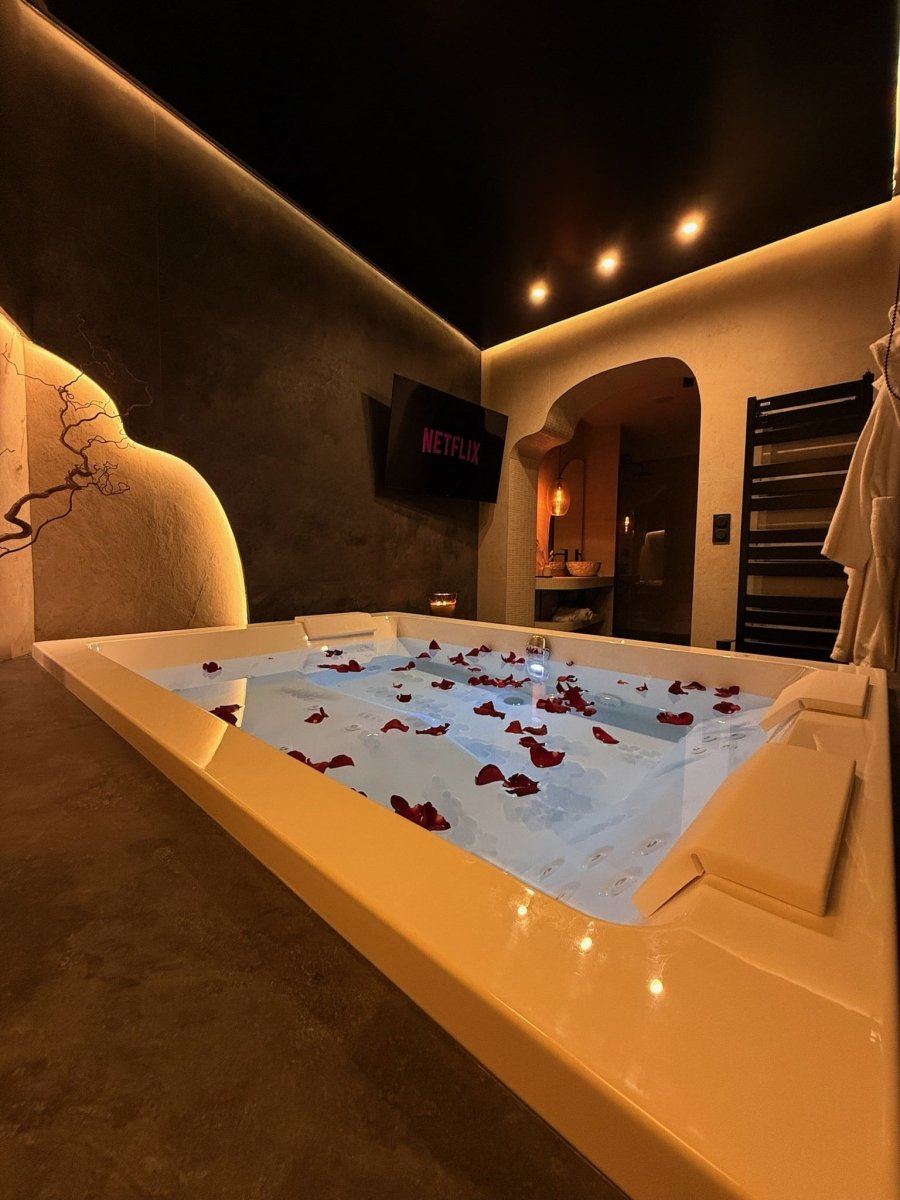 Maison Nina, Expérience Prestige - 2 - Love’nSpa - weekend en amoureux, love rooms avec spa ou jacuzzi privatif3 de Maison Nina, Expérience Prestige - 2