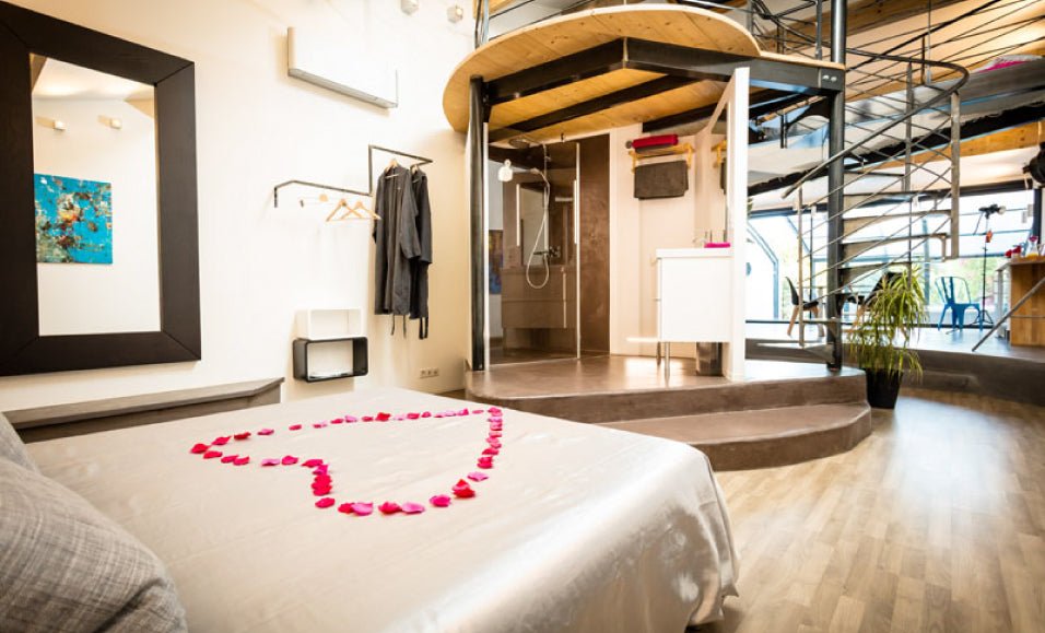 Mas de L'Etoile - Suite Star - Love’nSpa - weekend en amoureux, love rooms avec spa ou jacuzzi privatif2 de Mas de L'Etoile - Suite Star
