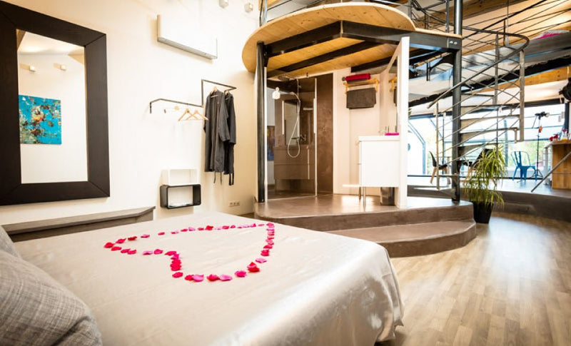 Mas de L'Etoile - Suite Star - Love’nSpa - weekend en amoureux, love rooms avec spa ou jacuzzi privatif1 de Mas de L'Etoile - Suite Star