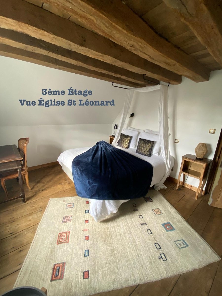 Mercier de Montigny - Suite Passiflore - Love’nSpa - weekend en amoureux, love rooms avec spa ou jacuzzi privatifMercier de Montigny - Suite Passiflore