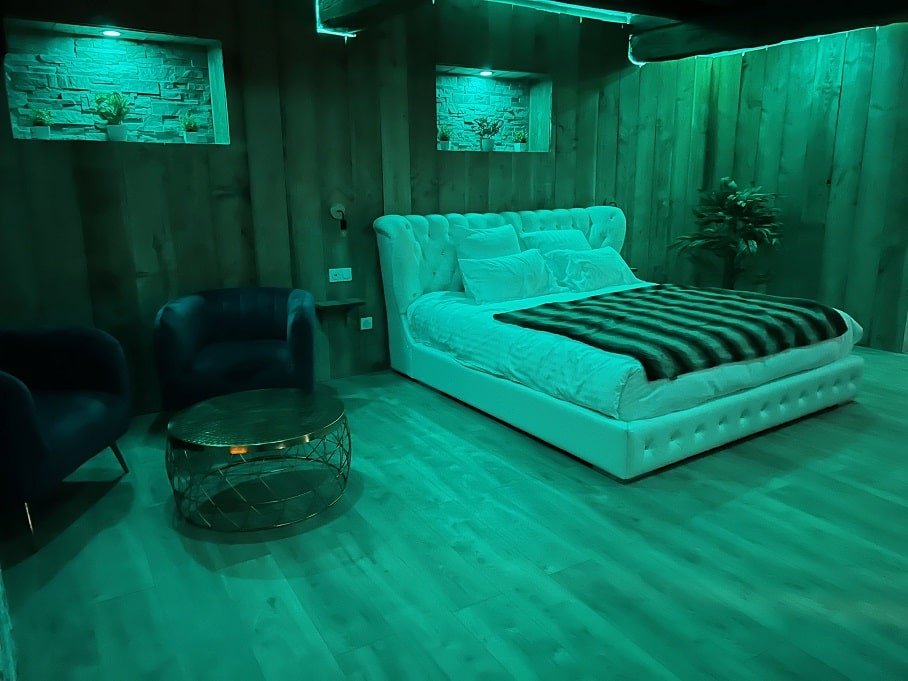 Nature & Love - La maison Love - Love’nSpa - weekend en amoureux, love rooms avec spa ou jacuzzi privatif9 de Nature & Love - La maison Love