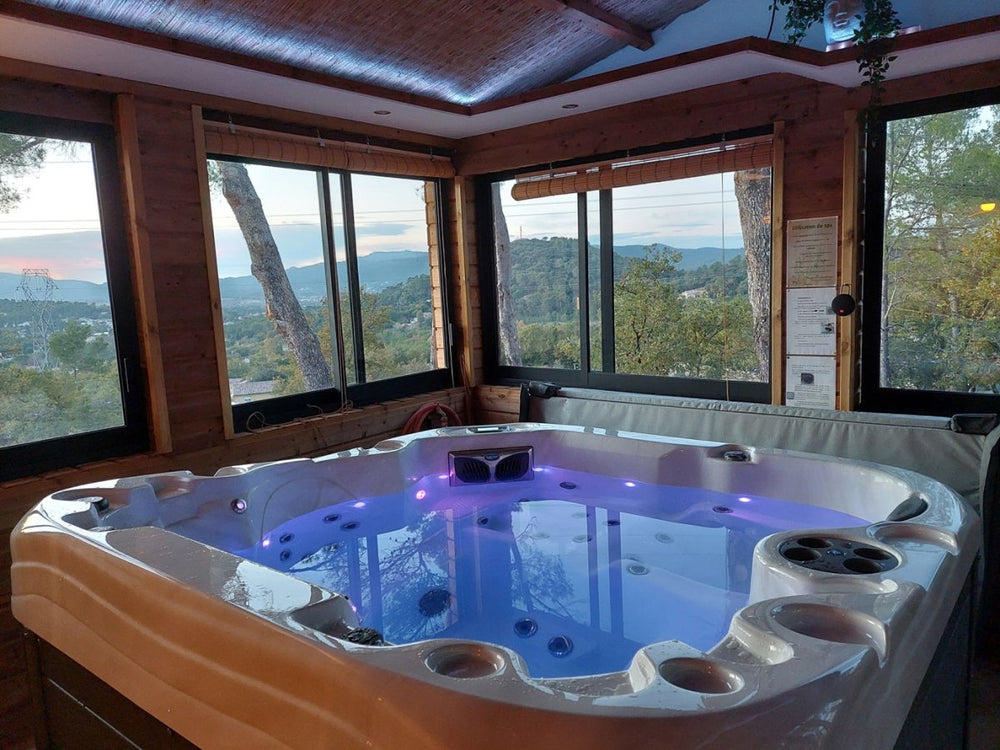 Noemma Chambre de charme - Love’nSpa - weekend en amoureux, love rooms avec spa ou jacuzzi privatif12 de Noemma Chambre de charme