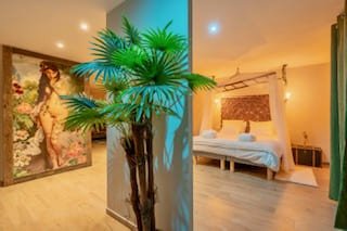 Nü - de spa Zuydcoote plage - Lost Paradise - Love’nSpa - weekend en amoureux, love rooms avec spa ou jacuzzi privatif8 de Nü-de spa Zuydcoote plage - Lost Paradise