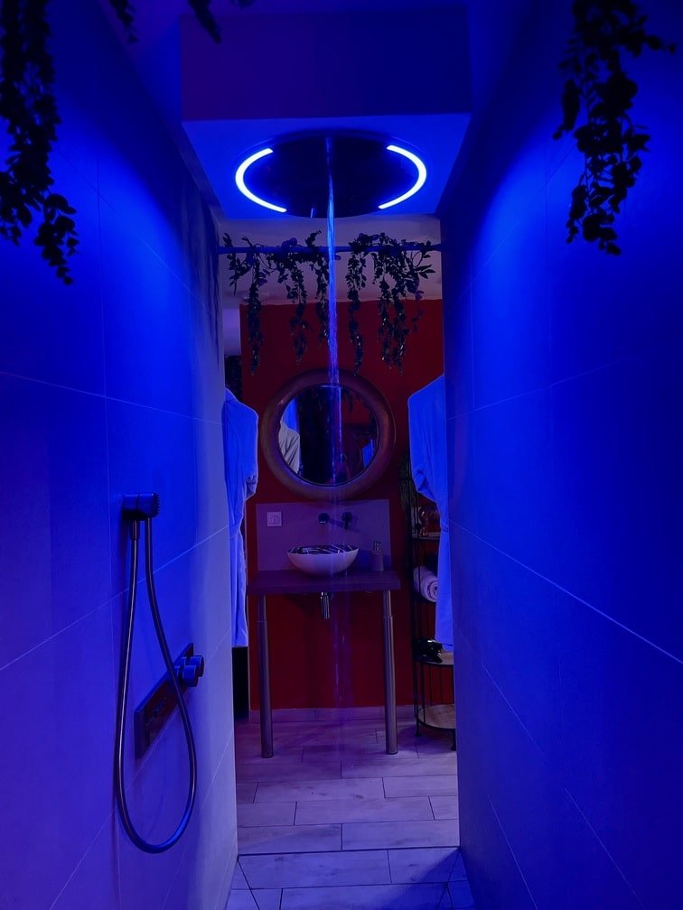 Nü - de spa Zuydcoote plage - Secret de Kama - Love’nSpa - weekend en amoureux, love rooms avec spa ou jacuzzi privatif10 de Nü-de spa Zuydcoote plage - Secret de Kama