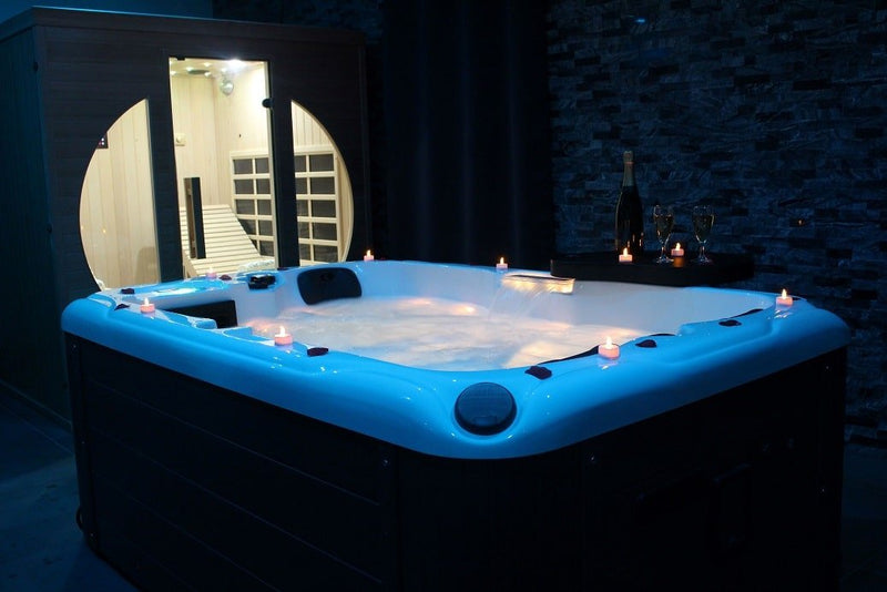 Nuit Blanche - Love’nSpa - weekend en amoureux, love rooms avec spa ou jacuzzi privatif3 de Nuit Blanche