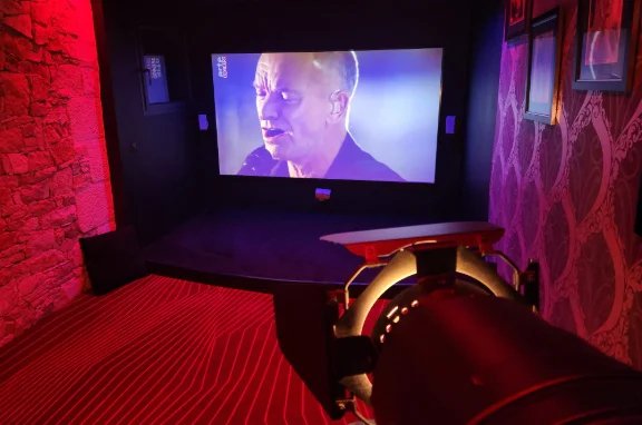 Nuit Spa Ciné - Love’nSpa - weekend en amoureux, love rooms avec spa ou jacuzzi privatif19 de Nuit Spa Ciné