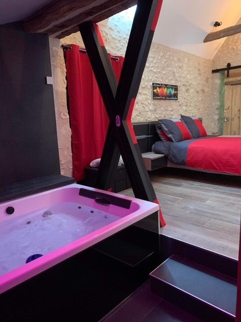 Ô de Rose - Love’nSpa - weekend en amoureux, love rooms avec spa ou jacuzzi privatif1 de Ô de Rose