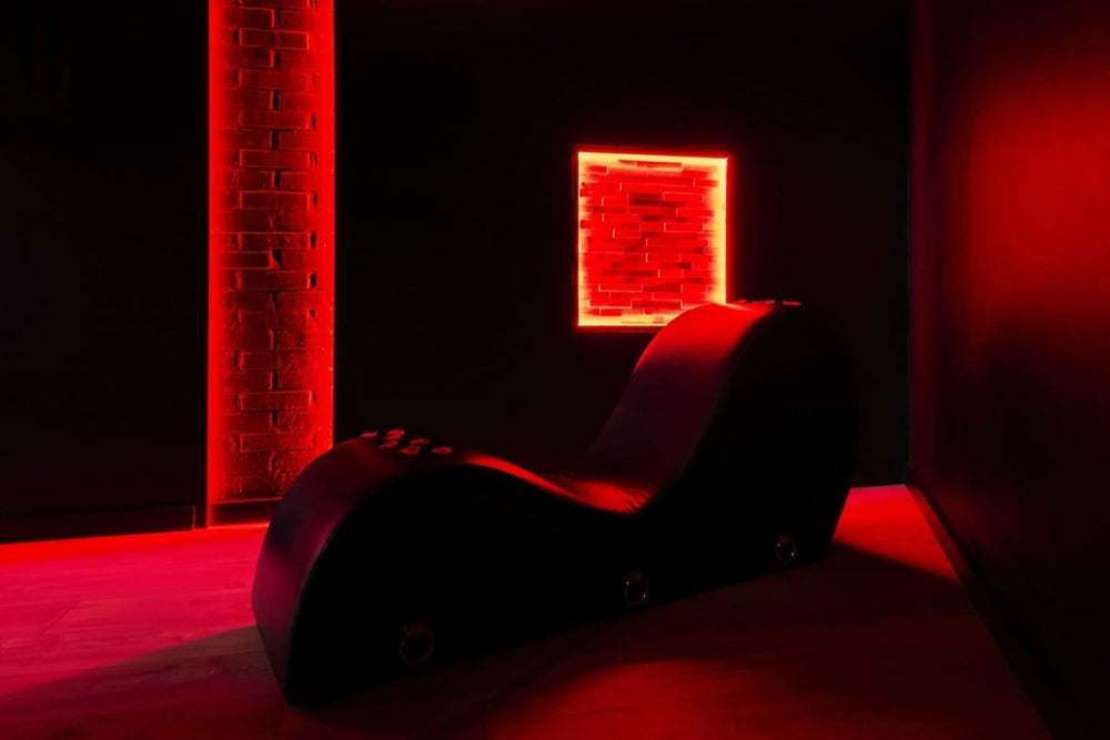 Ô Diable Des Plaisirs - La Dominatrice - Love’nSpa - weekend en amoureux, love rooms avec spa ou jacuzzi privatif11 de Ô Diable Des Plaisirs - La Dominatrice