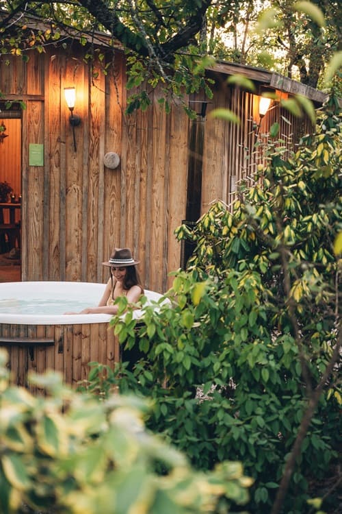 Pella Roca - Cabane Spa 1 - Love’nSpa - weekend en amoureux, love rooms avec spa ou jacuzzi privatif3 de Pella Roca - Cabane Spa 1