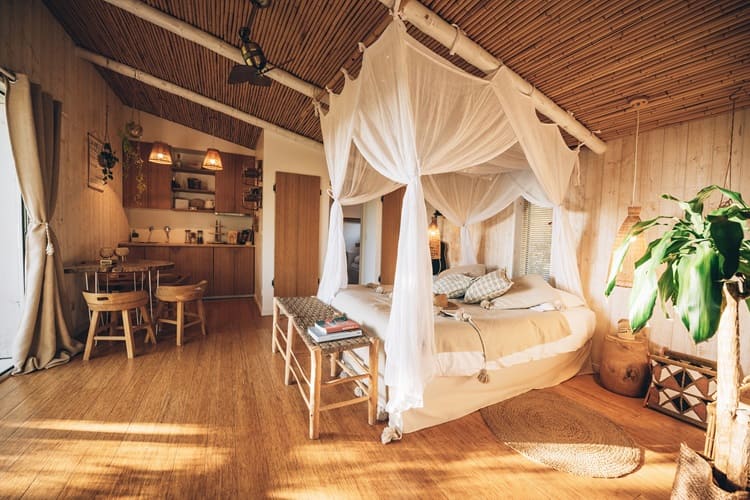 Pella Roca - Tropicabana - Love’nSpa - weekend en amoureux, love rooms avec spa ou jacuzzi privatif4 de Pella Roca - Tropicabana