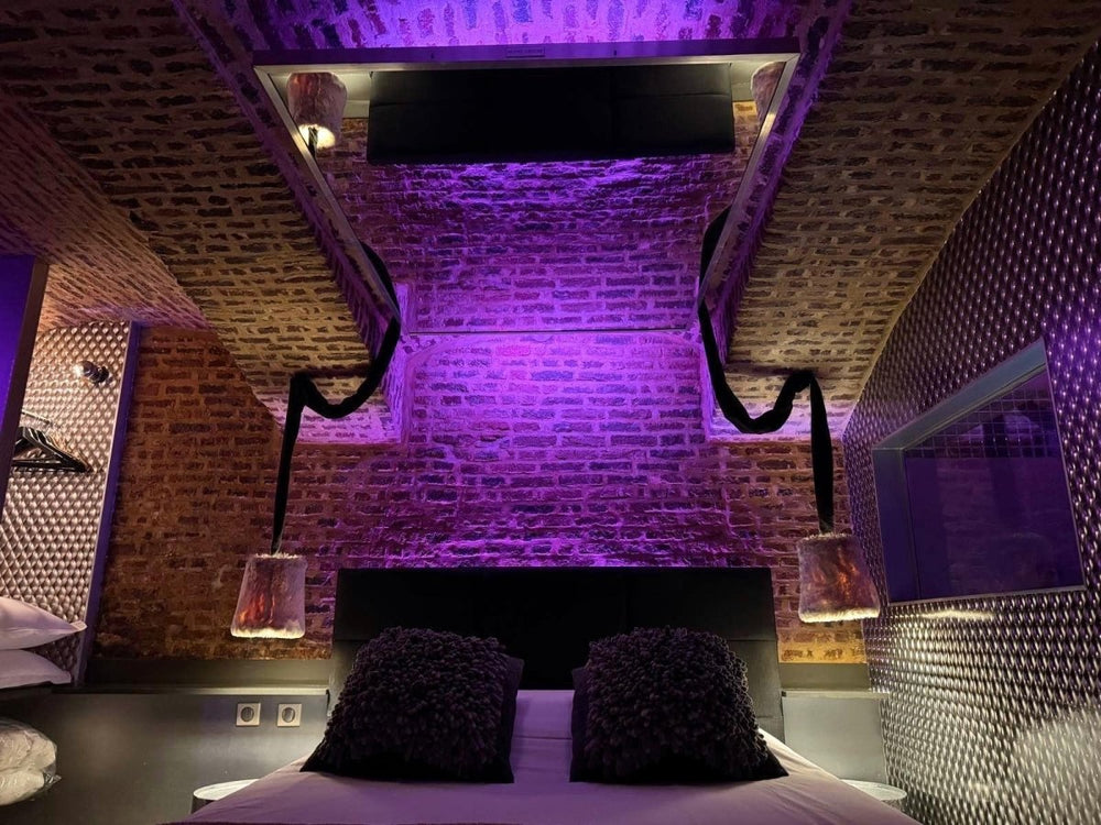 Private room 40 - Love’nSpa - weekend en amoureux, love rooms avec spa ou jacuzzi privatif2 de Private room 40