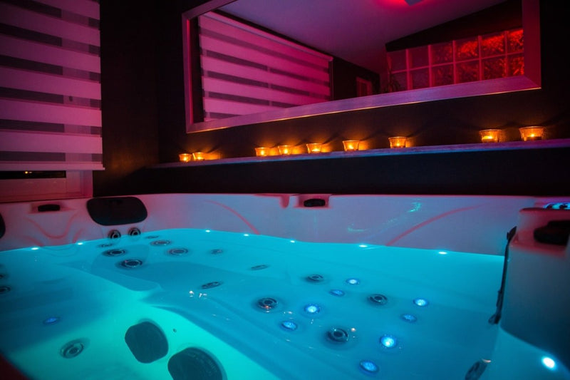 Rêves de spa - Suite ONYX - Love’nSpa - weekend en amoureux, love rooms avec spa ou jacuzzi privatif1 de Rêves de spa - Suite ONYX