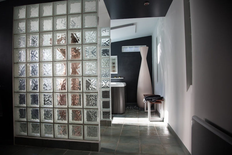 Rêves de spa - Suite ONYX - Love’nSpa - weekend en amoureux, love rooms avec spa ou jacuzzi privatif3 de Rêves de spa - Suite ONYX