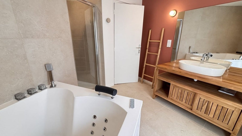 Romance & Evasion - Love’nSpa - weekend en amoureux, love rooms avec spa ou jacuzzi privatif4 de Romance & Evasion