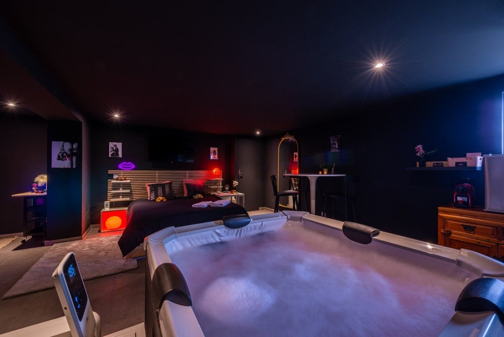 Rose bonbon korng kim chheng - Love’nSpa - weekend en amoureux, love rooms avec spa ou jacuzzi privatif3 de Rose bonbon