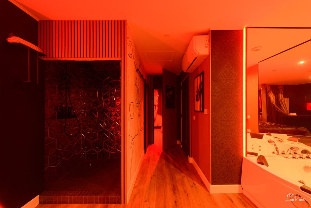 Shiny Cloud - Love’nSpa - weekend en amoureux, love rooms avec spa ou jacuzzi privatif4 de Shiny Cloud