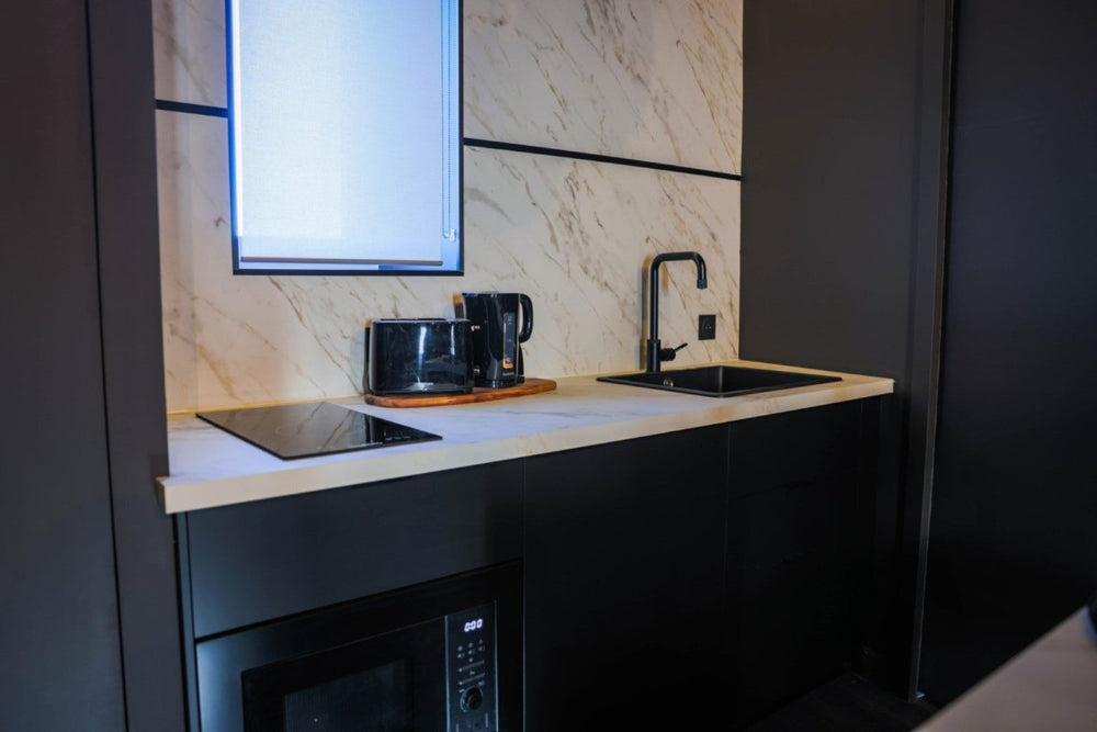Suite 202 - Love’nSpa - weekend en amoureux, love rooms avec spa ou jacuzzi privatif22 de Suite 202