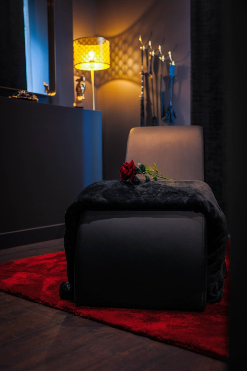 Suite 202 - Love’nSpa - weekend en amoureux, love rooms avec spa ou jacuzzi privatif14 de Suite 202