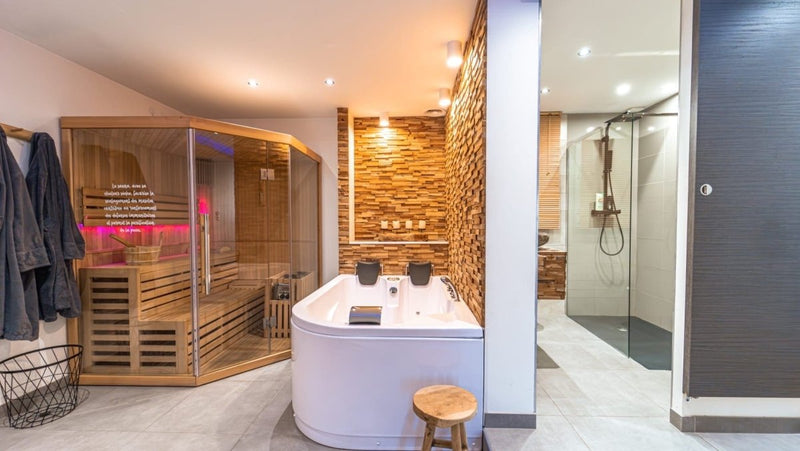 Suite 47 SPA - Wood - Love’nSpa - weekend en amoureux, love rooms avec spa ou jacuzzi privatif2 de Suite 47 SPA - Wood