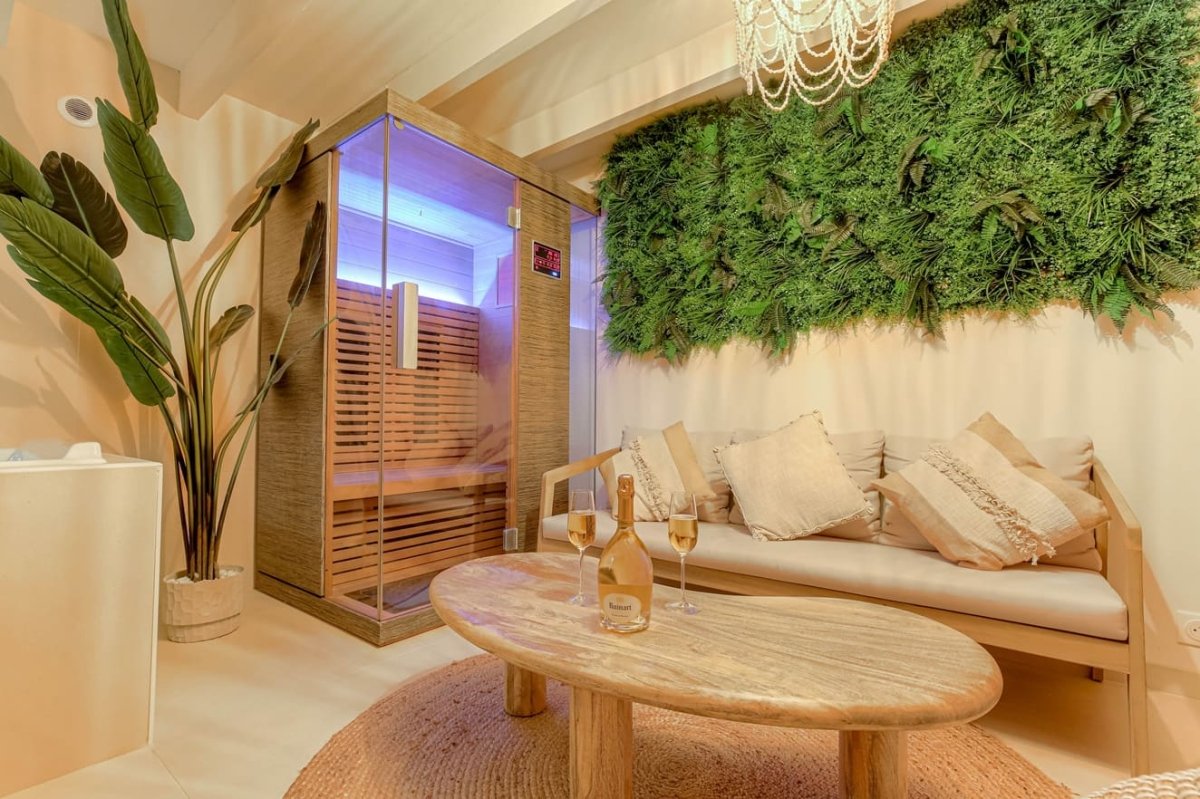 Suite Bali Prestige - Love’nSpa - weekend en amoureux, love rooms avec spa ou jacuzzi privatifSuite Bali Prestige