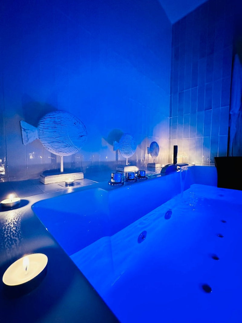 Suite Balnéo Canet - Love’nSpa - weekend en amoureux, love rooms avec spa ou jacuzzi privatif1 de Suite Balnéo Canet