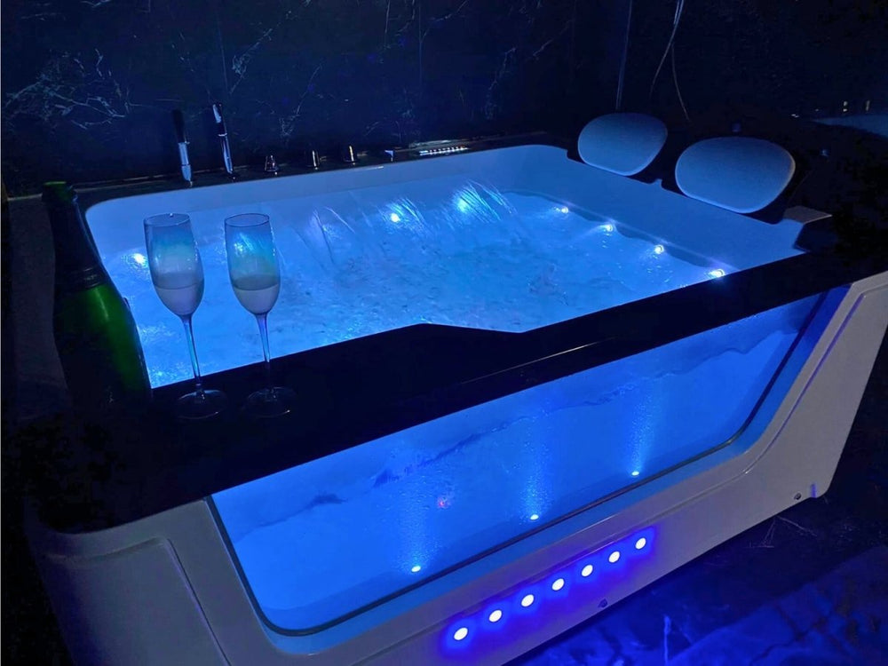 Suite Casanova - Doux Bleu Jeux - Love’nSpa - weekend en amoureux, love rooms avec spa ou jacuzzi privatif5 de Suite Casanova - Doux Bleu Jeux