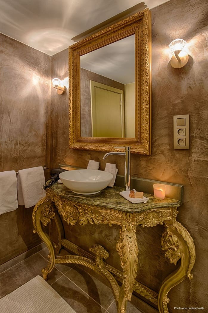 Suite Marquise by Le Clos des Thermes - Love’nSpa - weekend en amoureux, love rooms avec spa ou jacuzzi privatif8 de Suite Marquise by Le Clos des Thermes