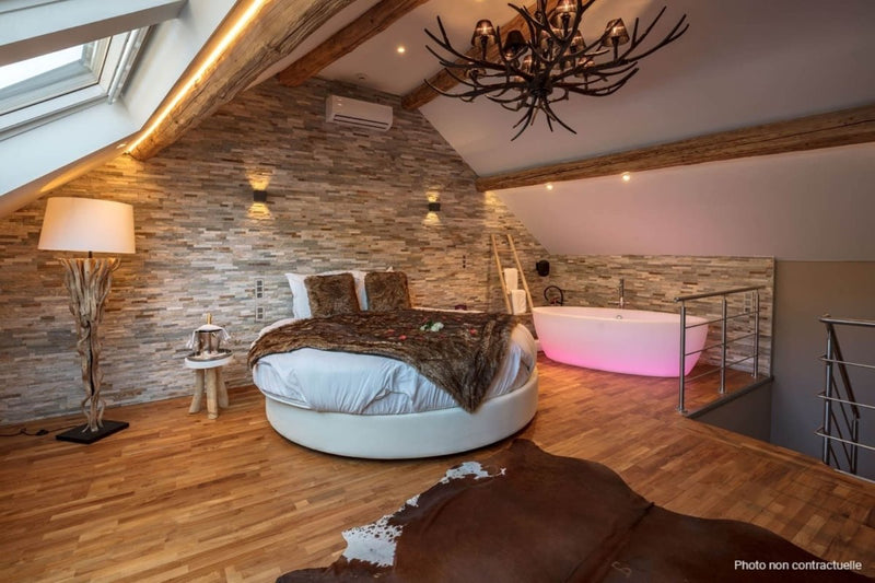 Suite Nid d'Amour by Le Clos des Thermes - Love’nSpa - weekend en amoureux, love rooms avec spa ou jacuzzi privatif2 de Suite Nid d'Amour by Le Clos des Thermes