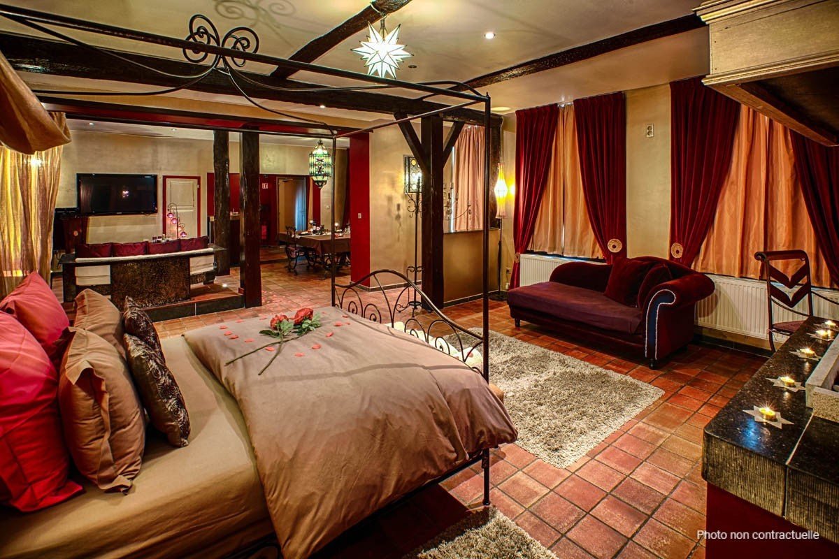 Suite Sultane by Le Clos des Thermes - Love’nSpa - weekend en amoureux, love rooms avec spa ou jacuzzi privatifSuite Sultane by Le Clos des Thermes
