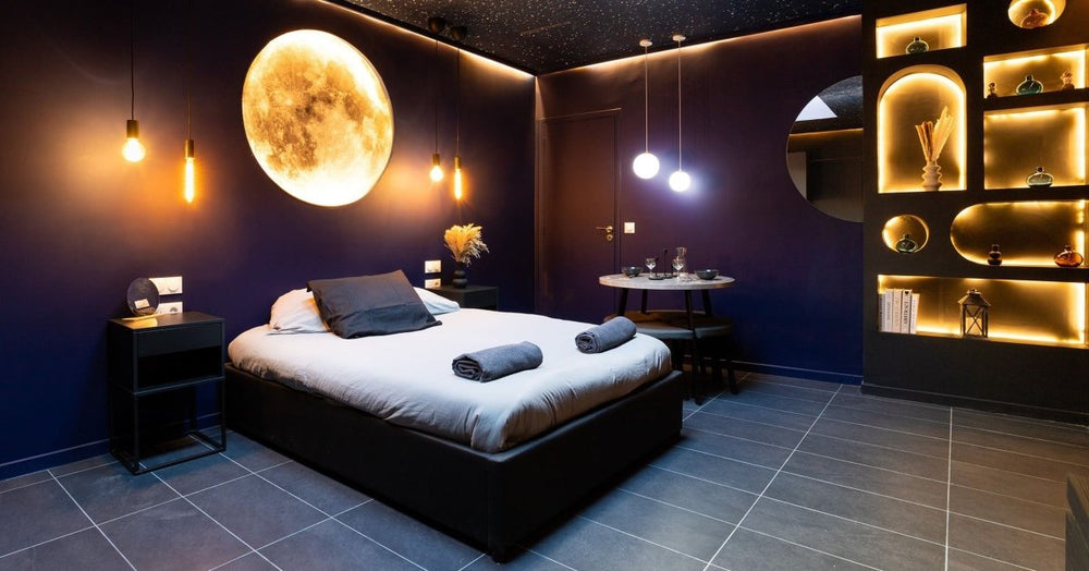 To the Moon and back - Love’nSpa - weekend en amoureux, love rooms avec spa ou jacuzzi privatif2 de To the Moon and back
