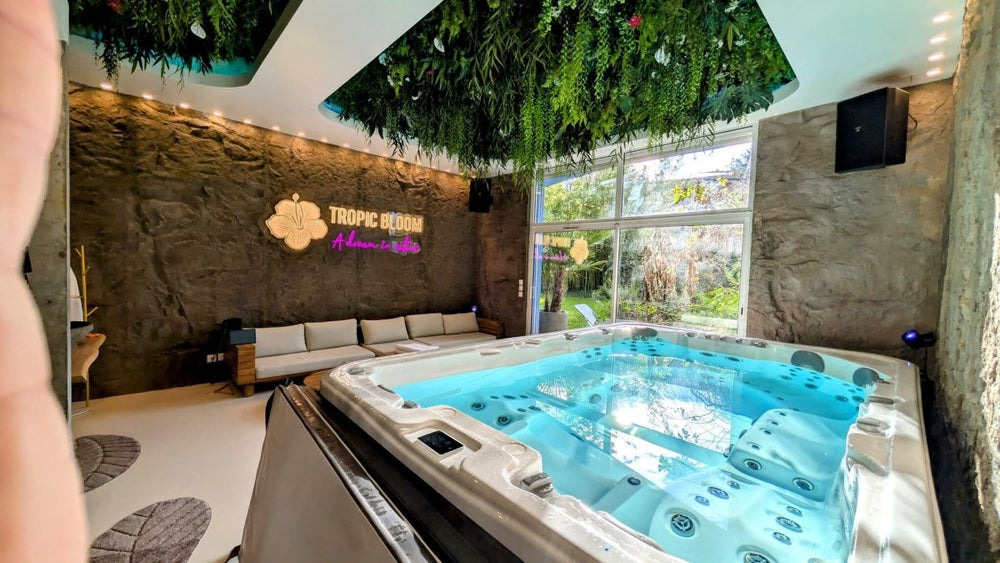 Tropic Bloom Spa & Cinema - Love’nSpa - weekend en amoureux, love rooms avec spa ou jacuzzi privatif1 de Tropic Bloom Spa & Cinema