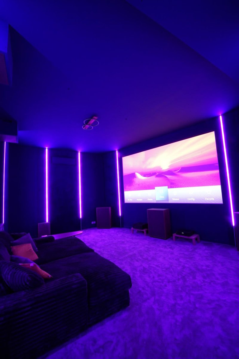 Tropic Bloom Spa & Cinema - Love’nSpa - weekend en amoureux, love rooms avec spa ou jacuzzi privatif8 de Tropic Bloom Spa & Cinema