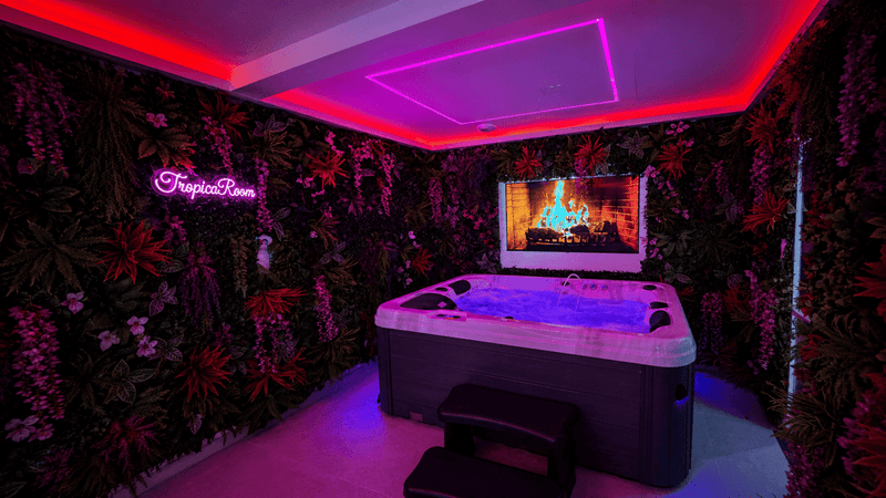 TropicaRoom - Love’nSpa - weekend en amoureux, love rooms avec spa ou jacuzzi privatif1 de TropicaRoom