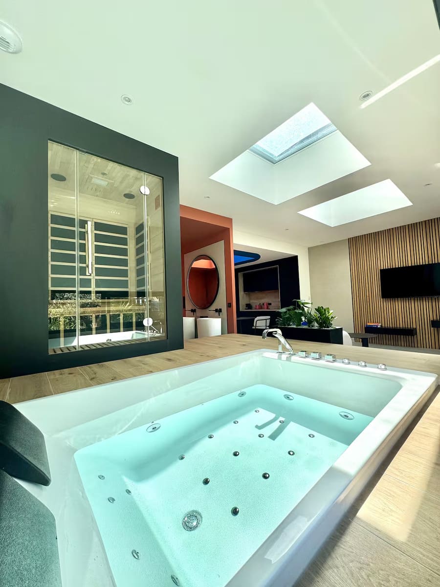 Villa Piedra Terra cotta - Love’nSpa - weekend en amoureux, love rooms avec spa ou jacuzzi privatif1 de Villa Piedra Terra cotta